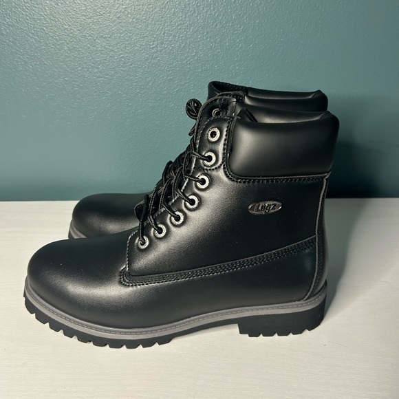 Lugz men’s boots size 9, brand new never worn. - Picture 3 of 9